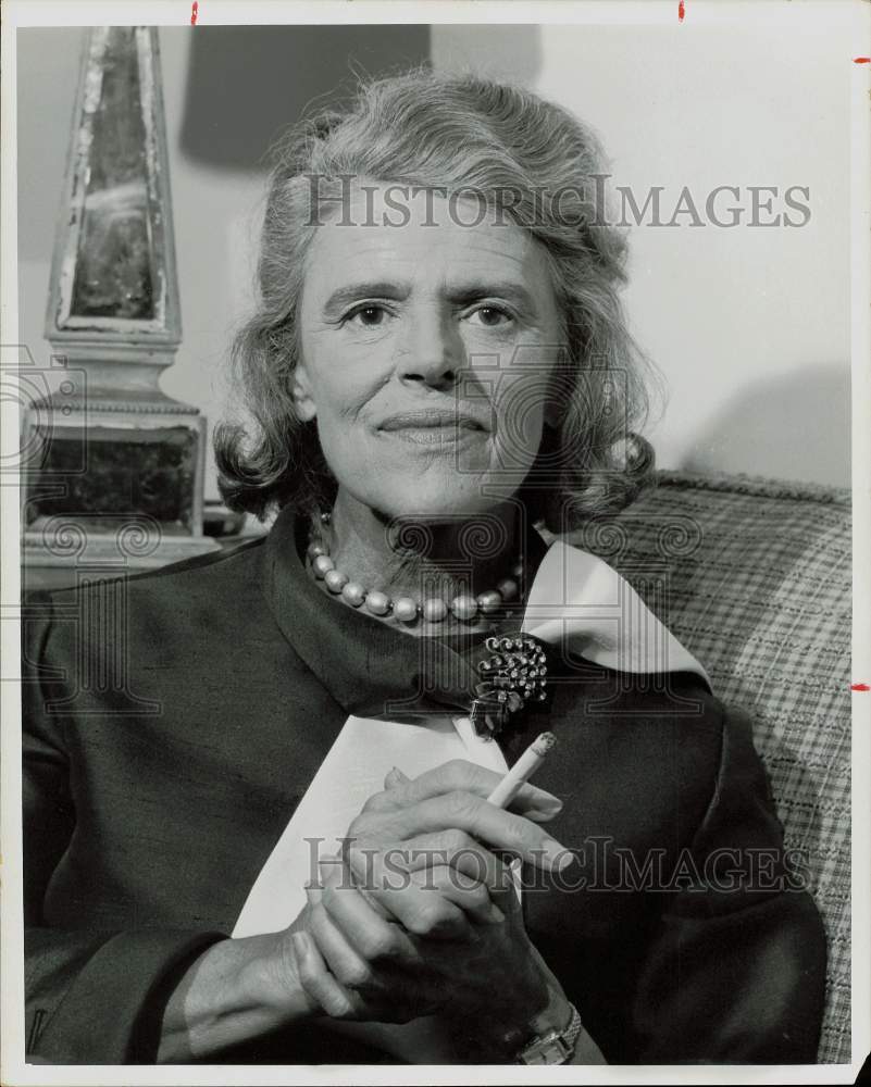 1968 Press Photo Jane Cheney Spock, wife of Dr. Benjamin Spock. - hpa81949- Historic Images