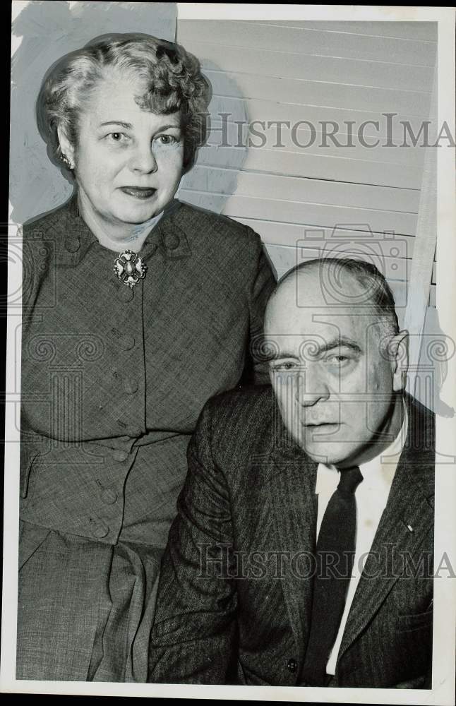 1956 Press Photo Dr. and William Menninger of Menninger Foundation. - hpa82024- Historic Images