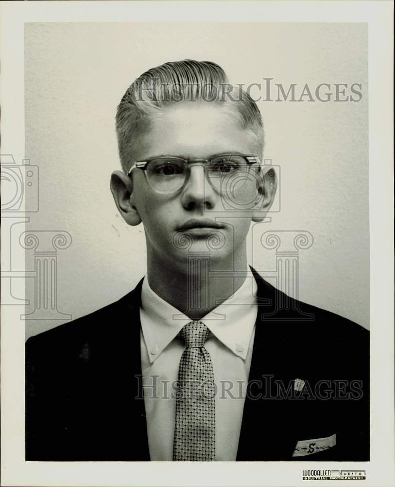 1957 Press Photo Wesley Sanders of Milby High is bank scholarship candidate.- Historic Images