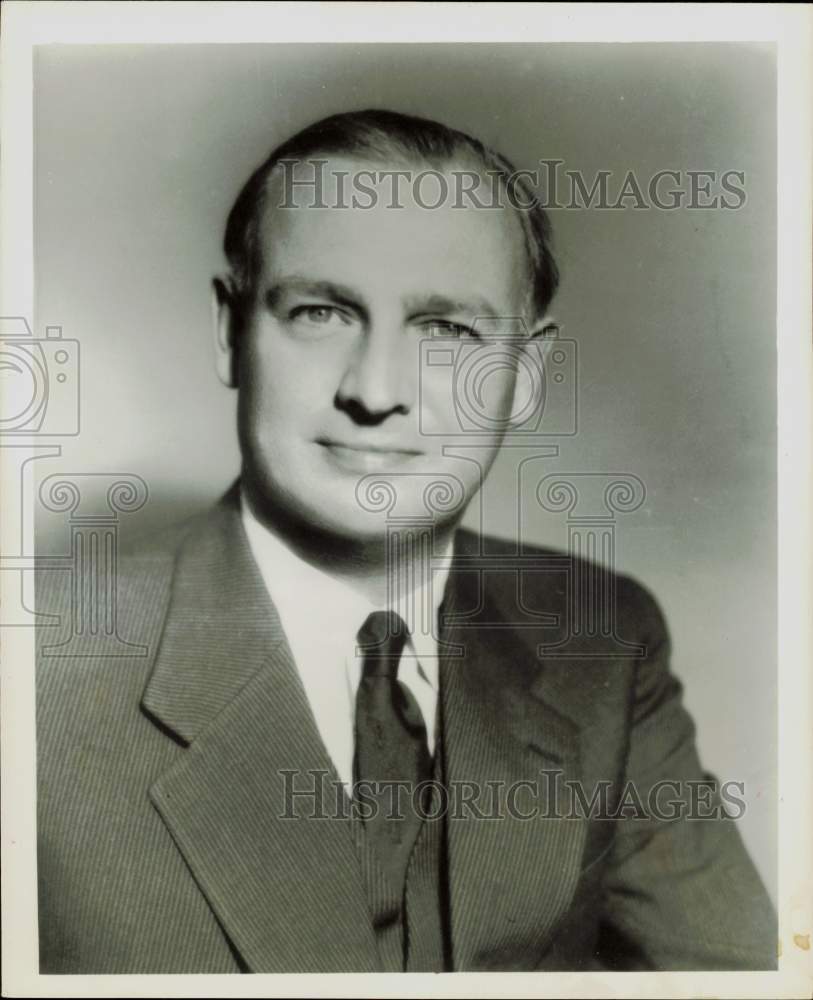 1958 Press Photo John H. Peck, British Information Services Director-General.- Historic Images