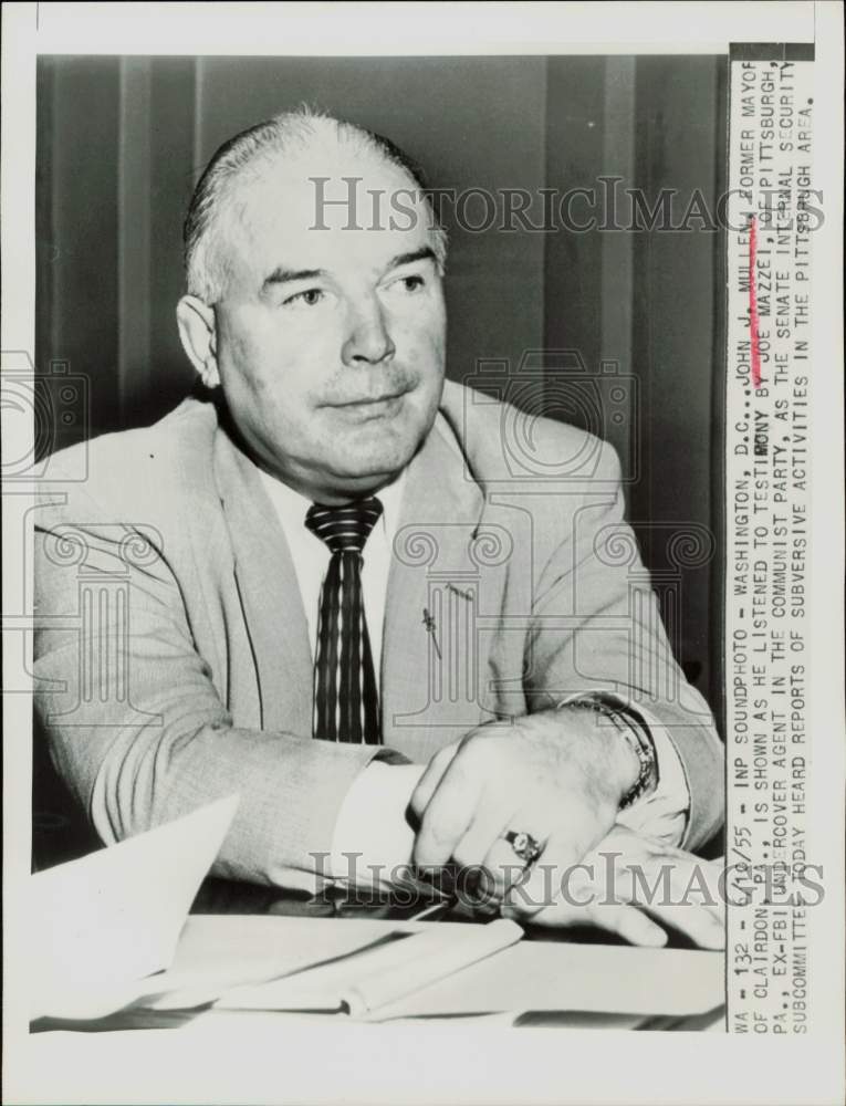 1955 Press Photo John Mullen listens to Senate Internal Security hearing in D.C.- Historic Images