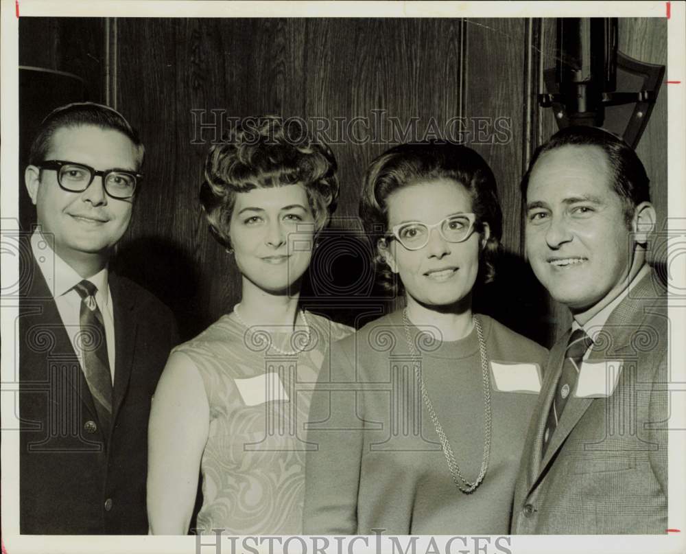 1969 Press Photo Glenn Jarvis&#39; and Donald Nobles&#39; at Junior Bar meeting.- Historic Images