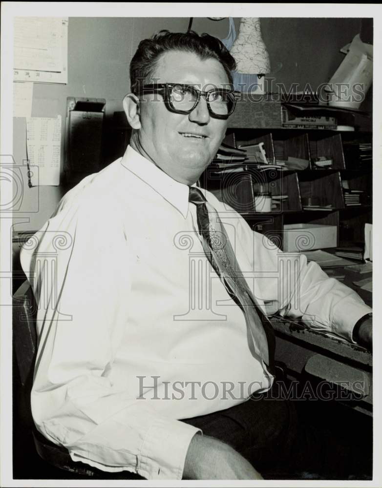 1961 Press Photo Karel Metejka, C&amp;M Distributing President - hpa83129- Historic Images