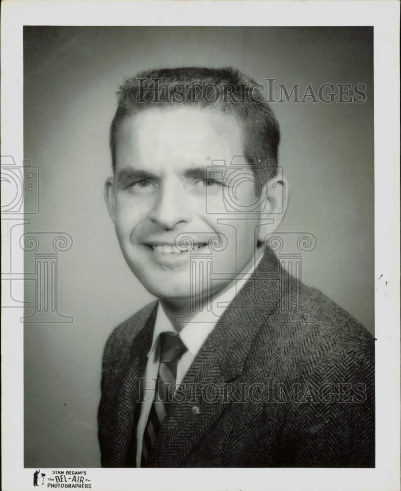 1962 Press Photo Eugene Rushton, GOP candidate for Legislature in Houston- Historic Images