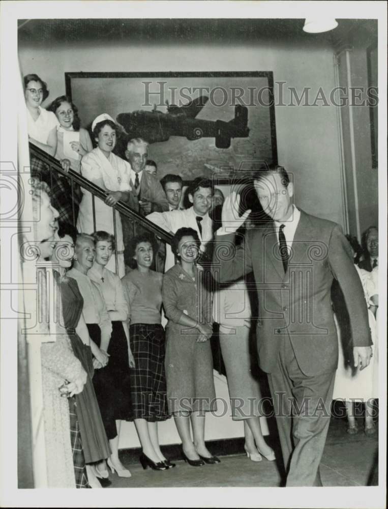 1957 Press Photo Prince Philip waves to Handley Page Aircraft employees.- Historic Images