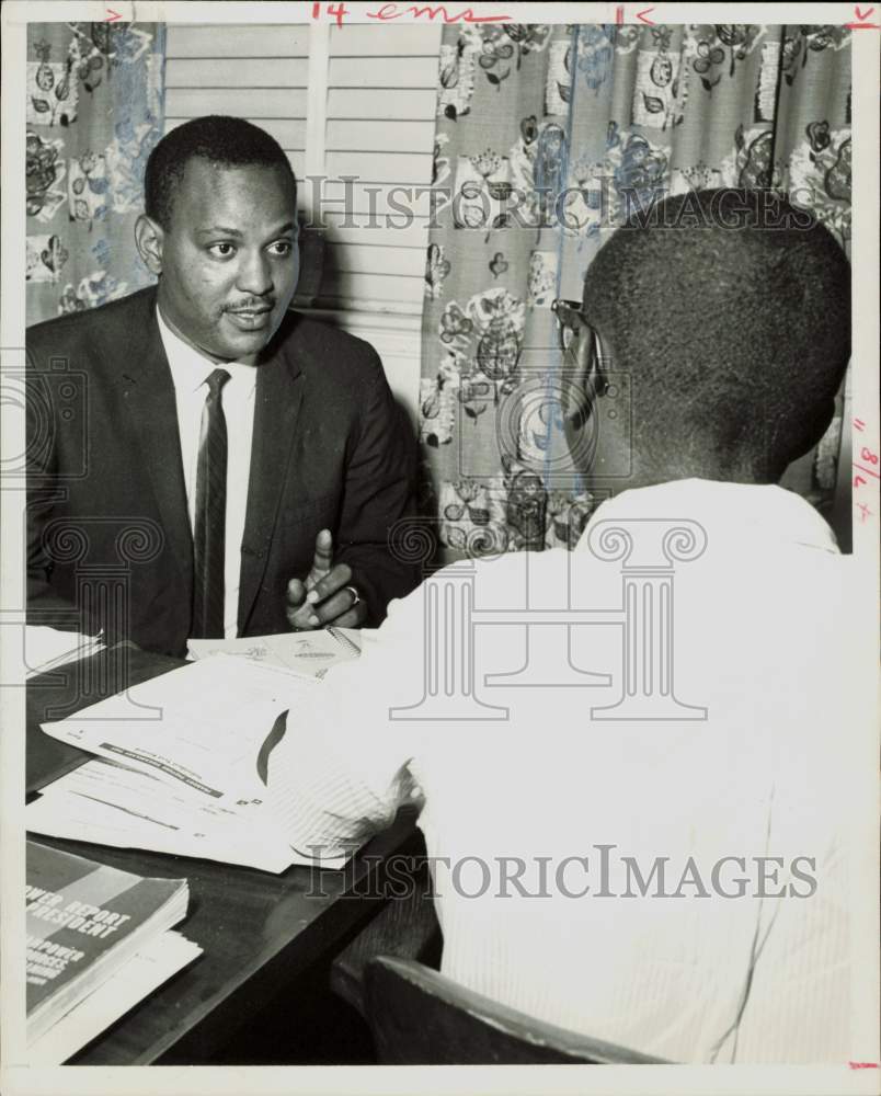 1965 Press Photo Augusta (Gus) Taylor, Houston&#39;s Vocational Guidance counselor- Historic Images