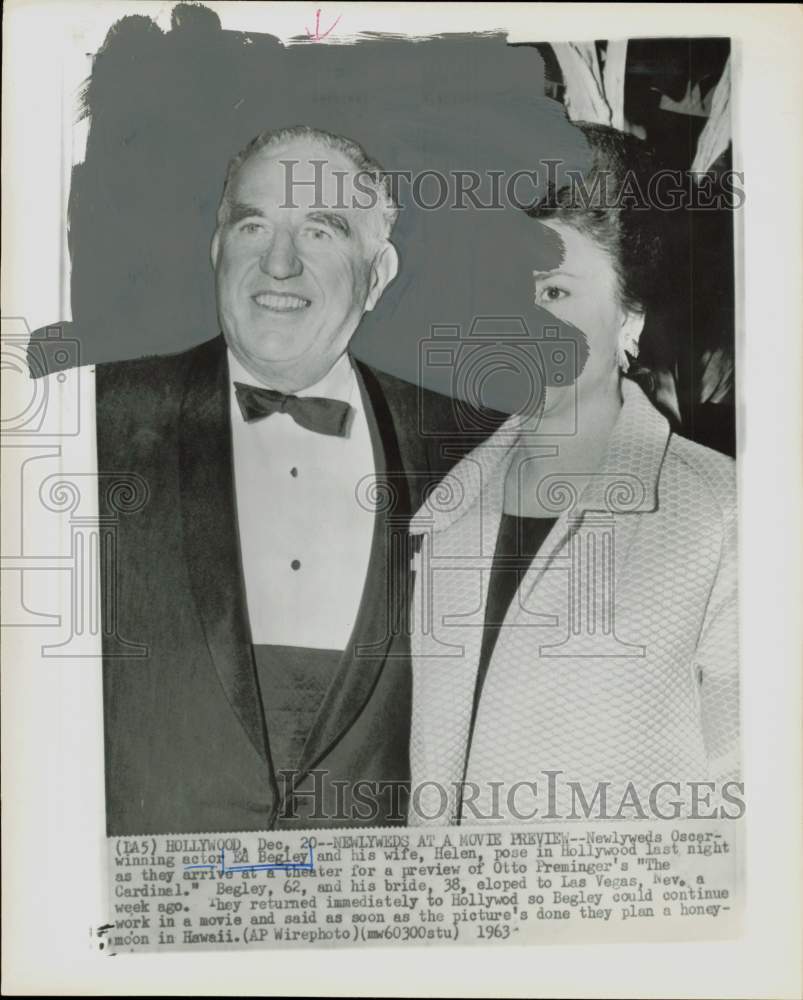 1963 Press Photo Ed Begley and wife Helen arrive at Hollywood premiere.- Historic Images