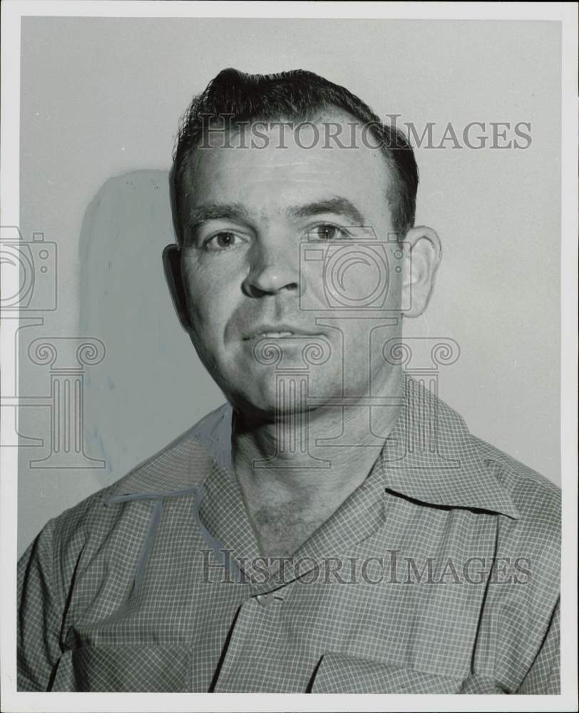 1957 Press Photo Kenneth Nelson, Southern Pine Lumber chief forester.- Historic Images