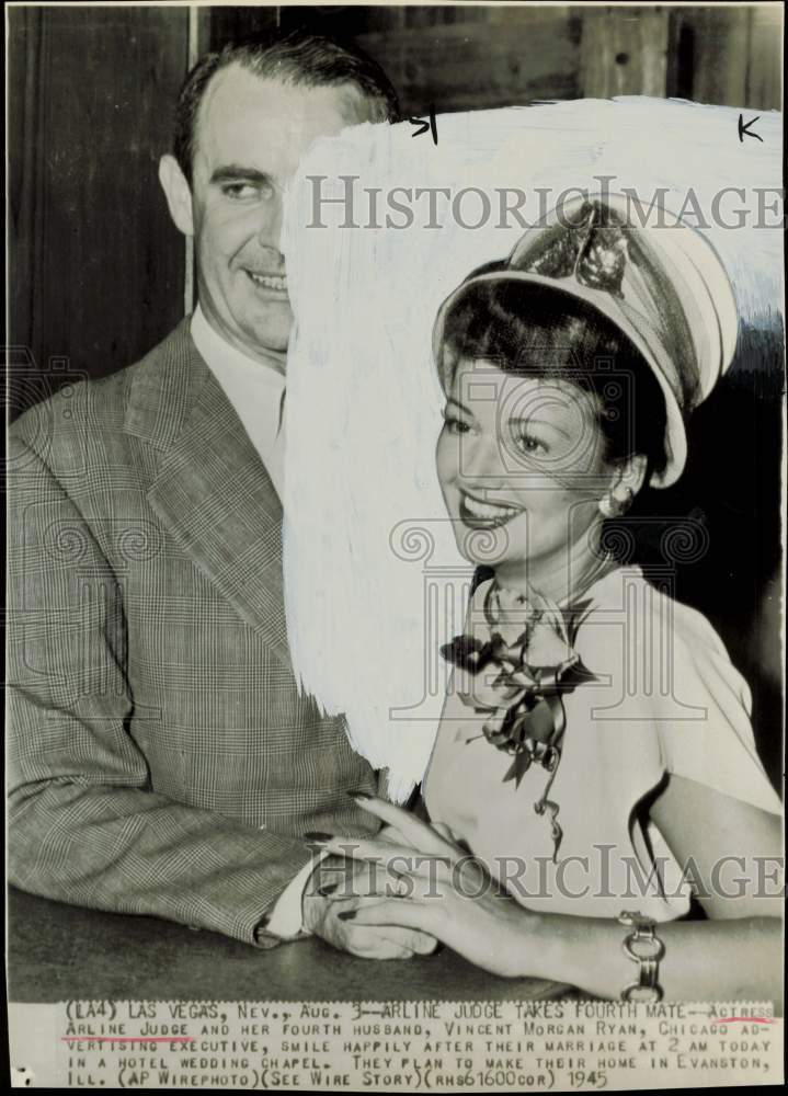 1945 Press Photo Arline Judge marries Vincent Ryan in Las Vegas, Nevada- Historic Images