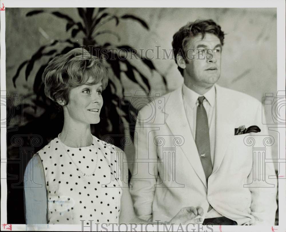 1966 Press Photo Virginia McKenna, film star with Bill Travers. - hpa84507- Historic Images