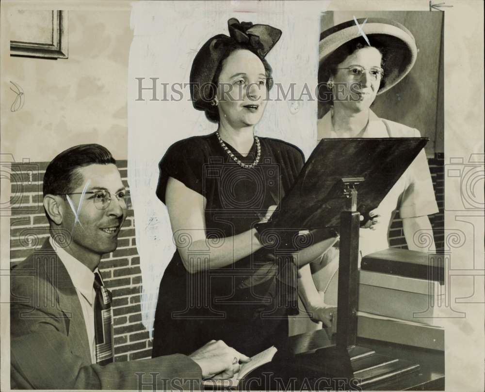 1948 Press Photo Annanelle Curran and other Houston Teachers Association members- Historic Images