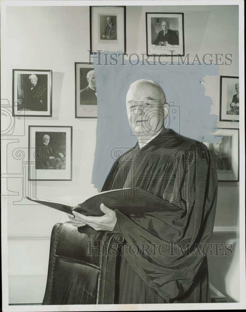 1955 Press Photo Chief Judge Marvin Jones of U.S. Court of Claims in Amarillo- Historic Images