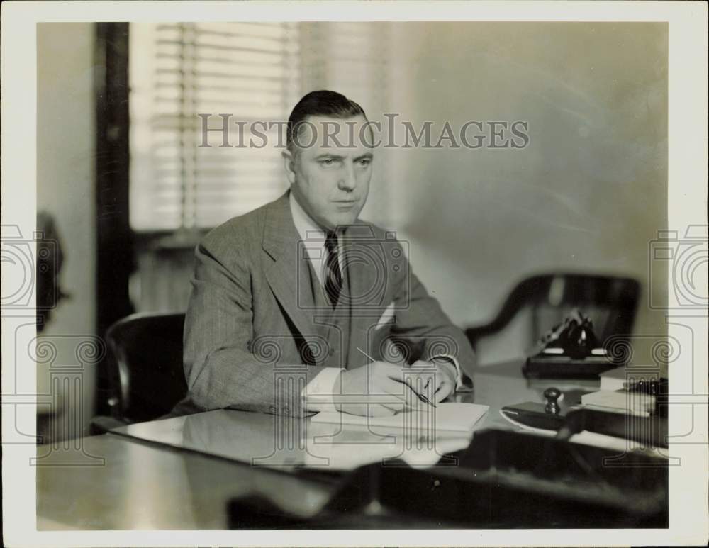 1942 Press Photo Gale Johnston, U.S. Treasury Bond and Savings Campaign director- Historic Images