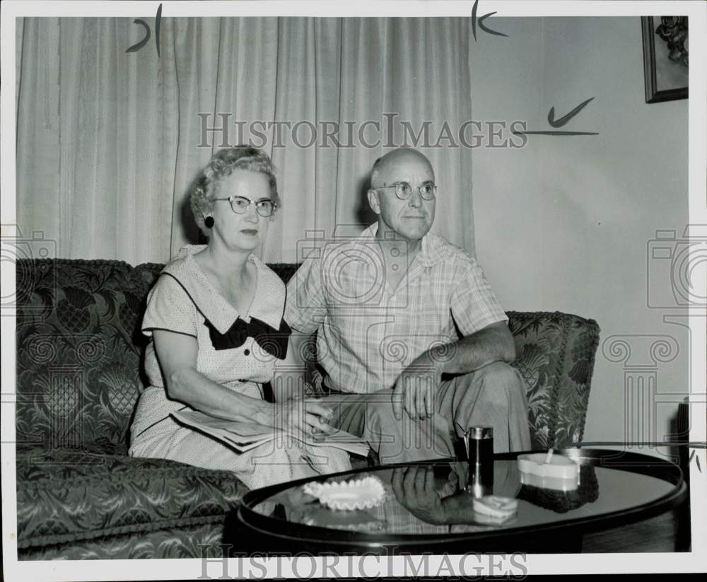 1957 Press Photo Judge Penn Jackson of State Board of Insurance, with his wife- Historic Images