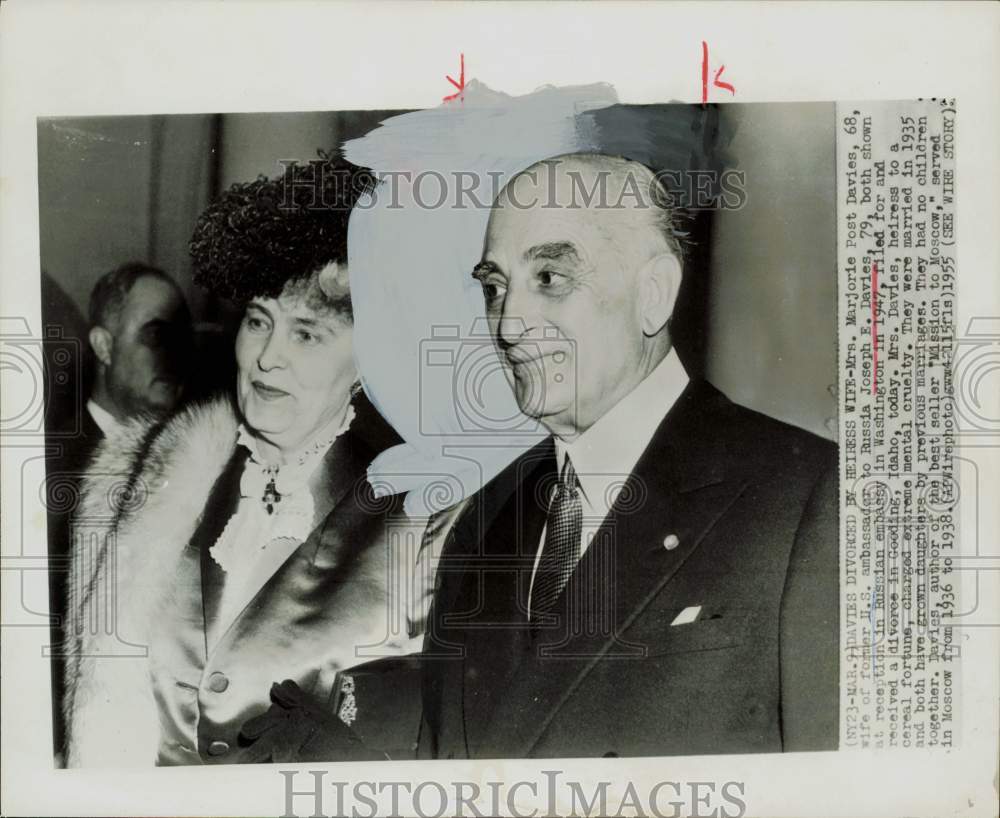 1947 Press Photo Marjorie Post Davies and Joseph Davies at Washington reception.- Historic Images