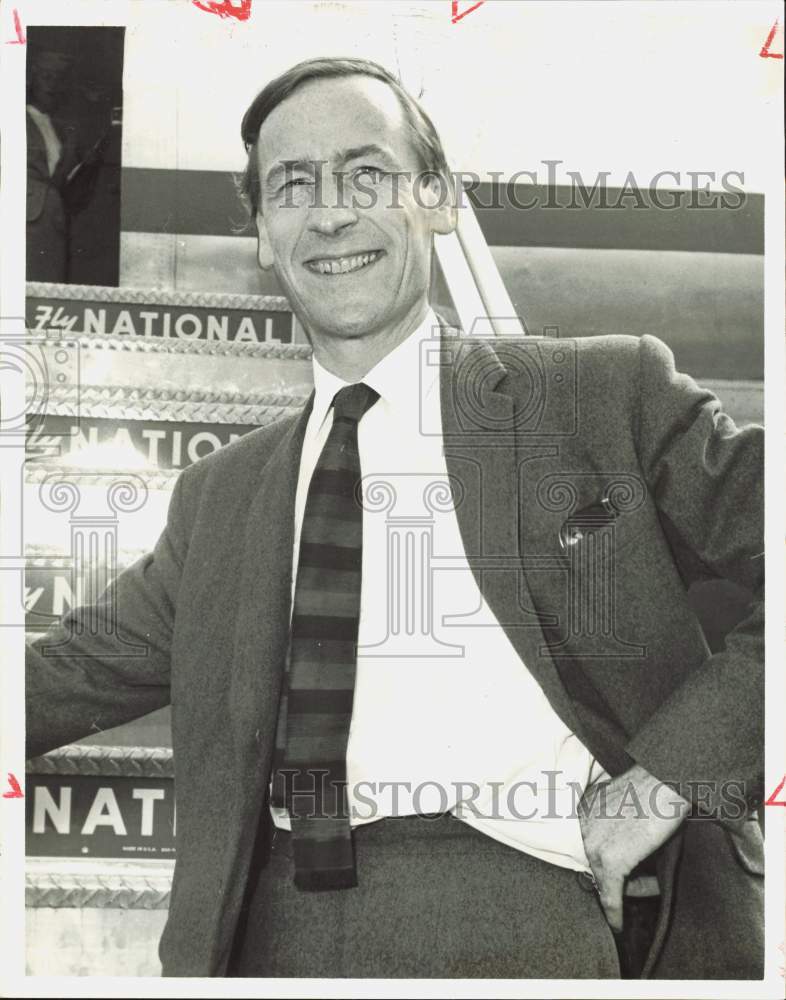 1961 Press Photo H.A. Cassius Higgins, British professor. - hpa85044- Historic Images