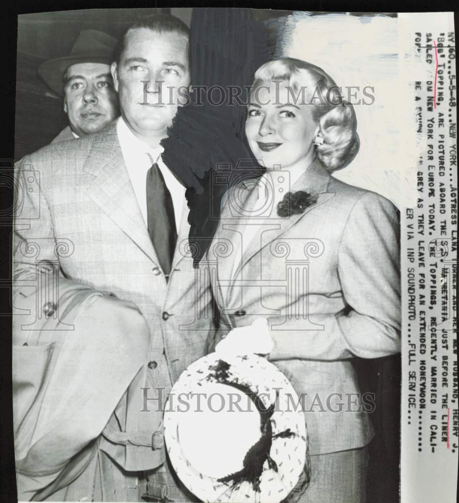 1948 Press Photo Lana Turner and husband Henry Topping aboard liner in New York.- Historic Images