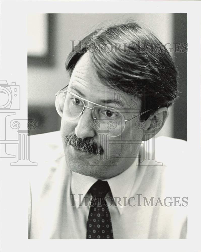 1984 Press Photo Donald Olson, Director of Houston Parks Department. - hpa85349- Historic Images