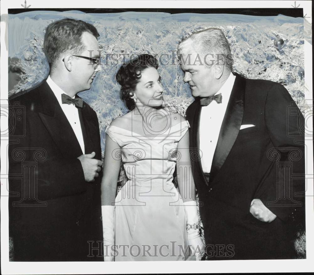 1955 Press Photo Mr. and Mrs. Louis Bonner of Humble Oil attend event.- Historic Images