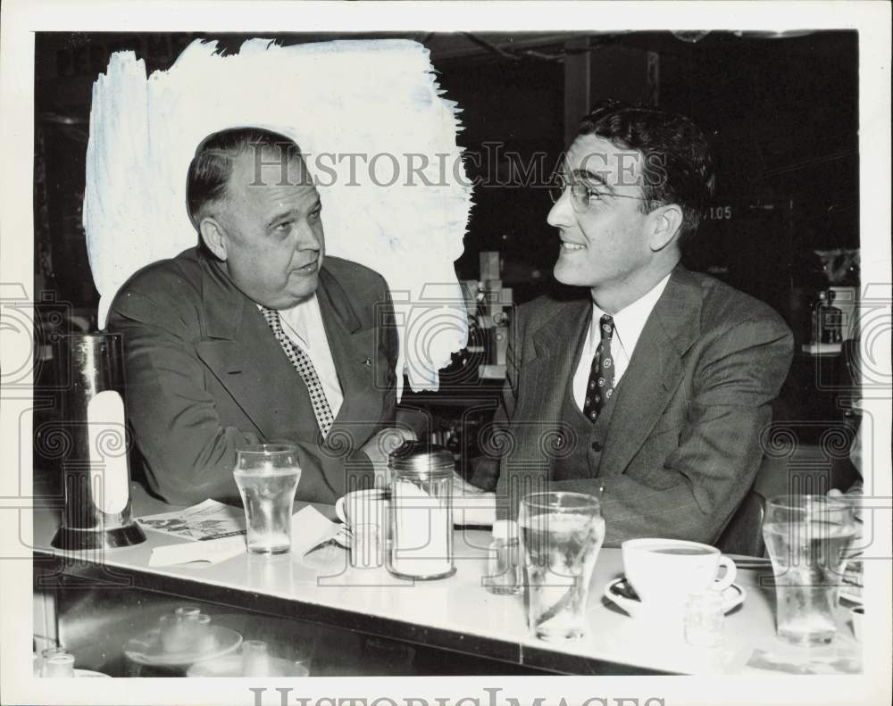 1946 Press Photo Kerr and Max Jordon confer in Dallas. - hpa85773- Historic Images