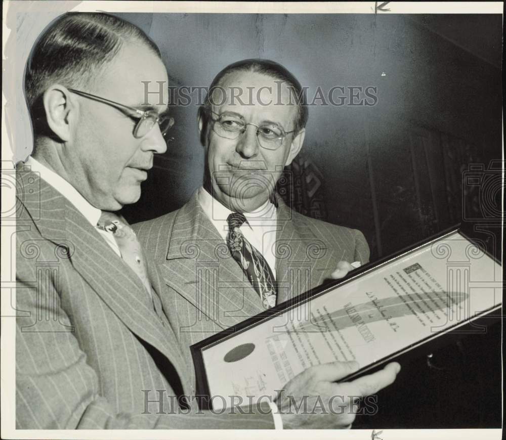 1950 Press Photo Leland Anderson and William Smith confer - hpa85876- Historic Images