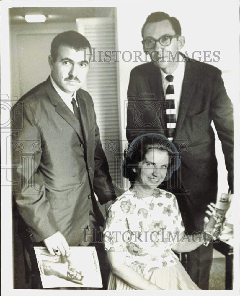 1965 Press Photo Ida Chandler interviewed by Peace Corps recruiters.- Historic Images