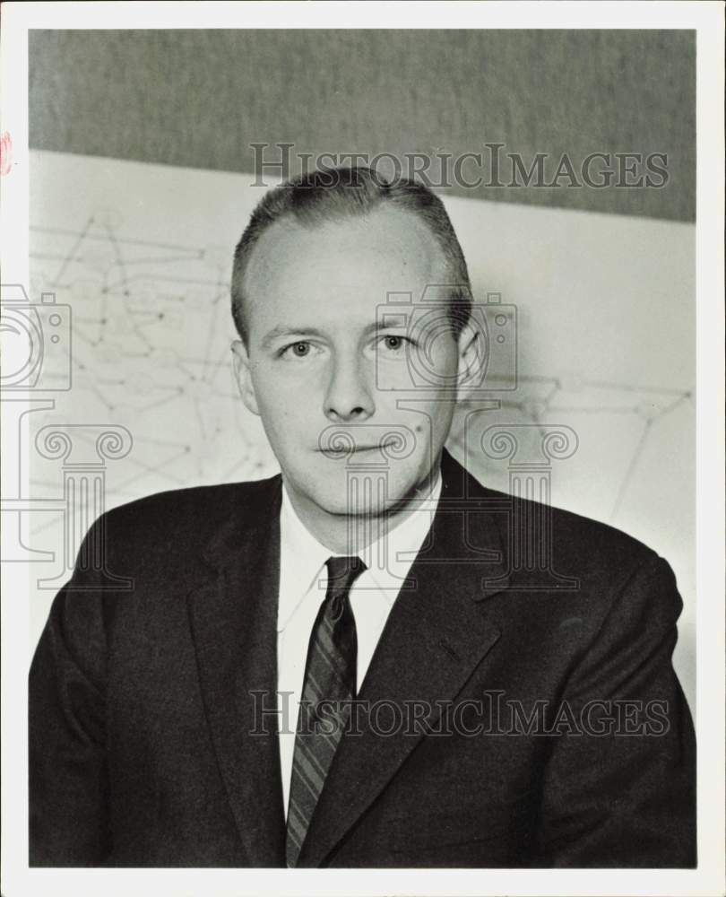1968 Press Photo John Stoole, vice president, Chicago&#39;s Booz-Allen and Hamilton- Historic Images