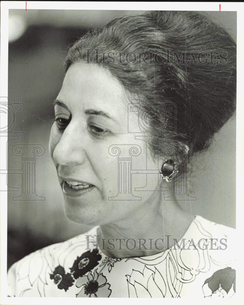 1969 Press Photo Lamya Sarmast, Persian Editor and Translator, in Houston- Historic Images