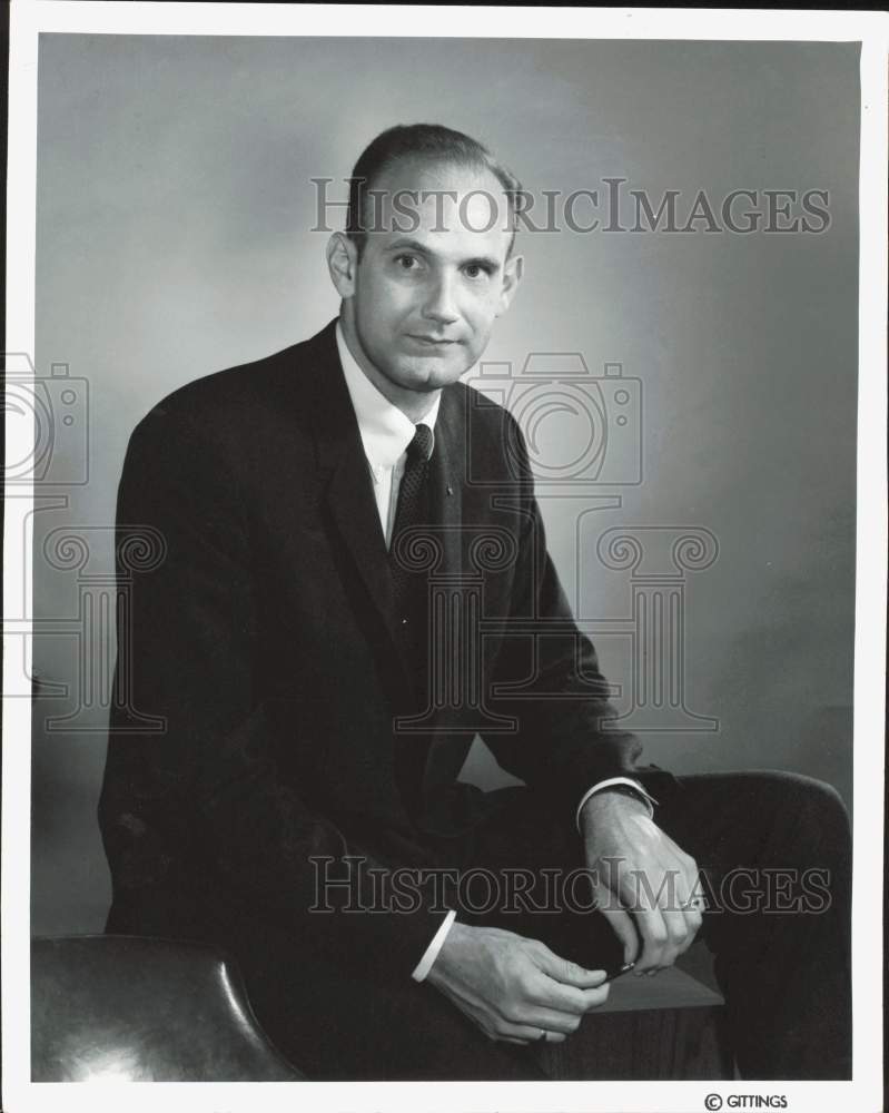 1969 Press Photo Eugene A. Schwinger, Vice President, Bank of the Southwest- Historic Images