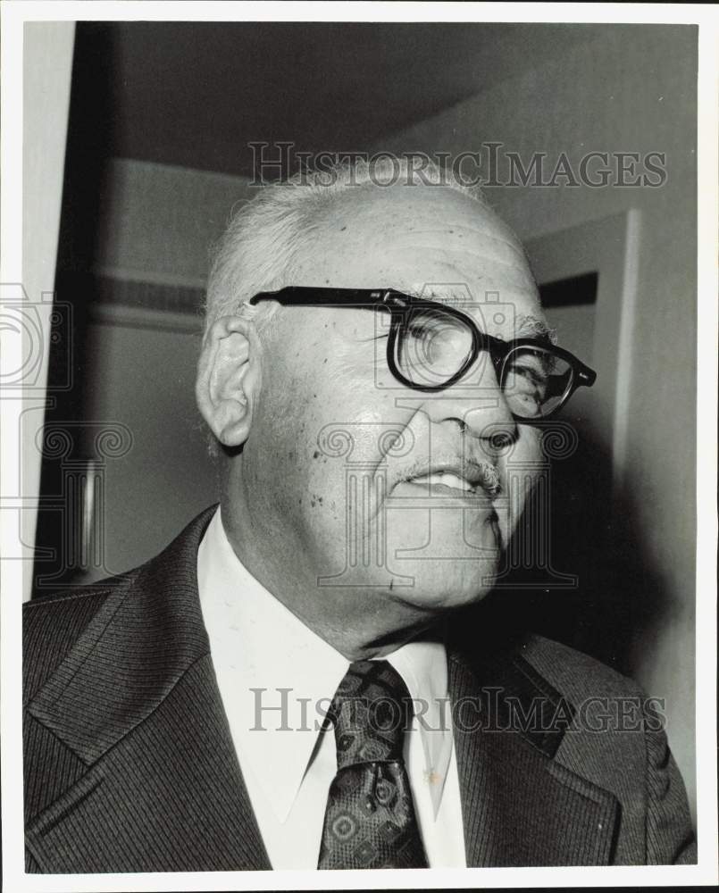 1975 Press Photo Dr. Fred D. Patterson, Founder of United Fund, in Houston- Historic Images