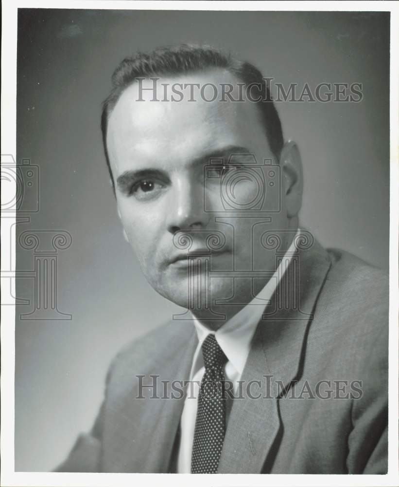 1955 Press Photo R.A. Ress, Employee of Shell Oil Company, Houston - hpa86904- Historic Images