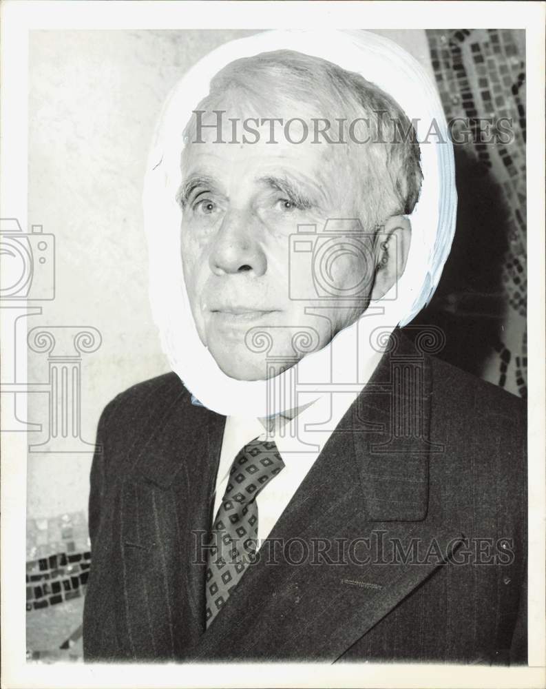 1949 Press Photo Poet Robert Frost in New York - hpa87104- Historic Images