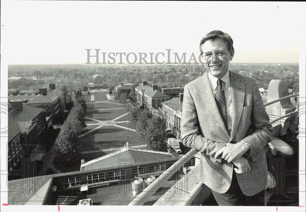 1986 Press Photo George Dennis O&#39;Brien, President University of Rochester- Historic Images