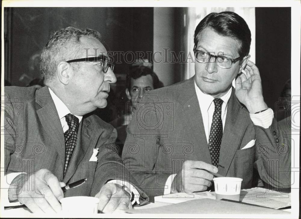 1971 Press Photo Elliott Richardson &amp; Sidney P. Marland Jr. at Senate Hearing- Historic Images