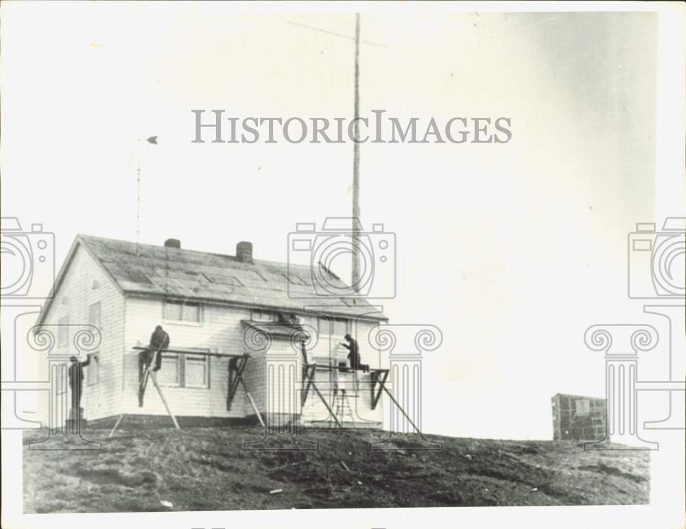 1935 Press Photo Wireless Station at Point Barrow, Alaska - hpa87714- Historic Images