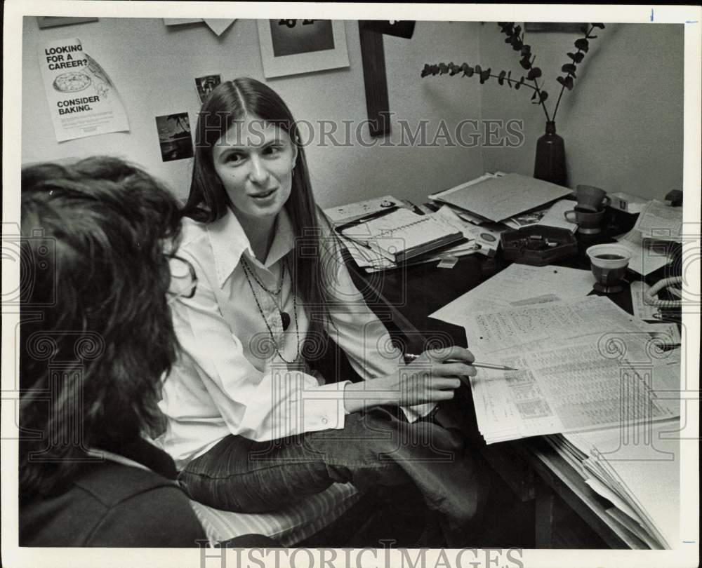 1975 Press Photo Gay Brown-Burke of Vocational Guidance Service - hpa88014- Historic Images