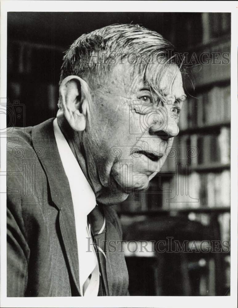 1968 Press Photo Poet James Larkin Pearson at Home in Charlotte, North Carolina- Historic Images