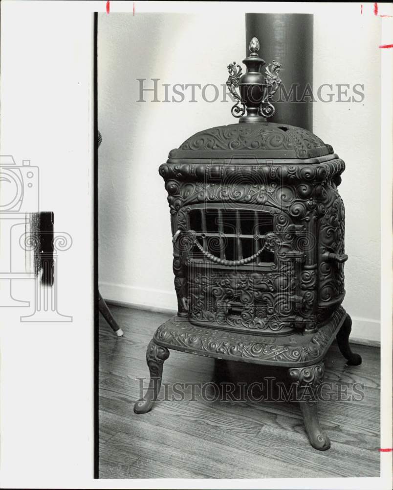 1973 Press Photo Pot Bellied Stove Made in 1889 - hpa89096- Historic Images