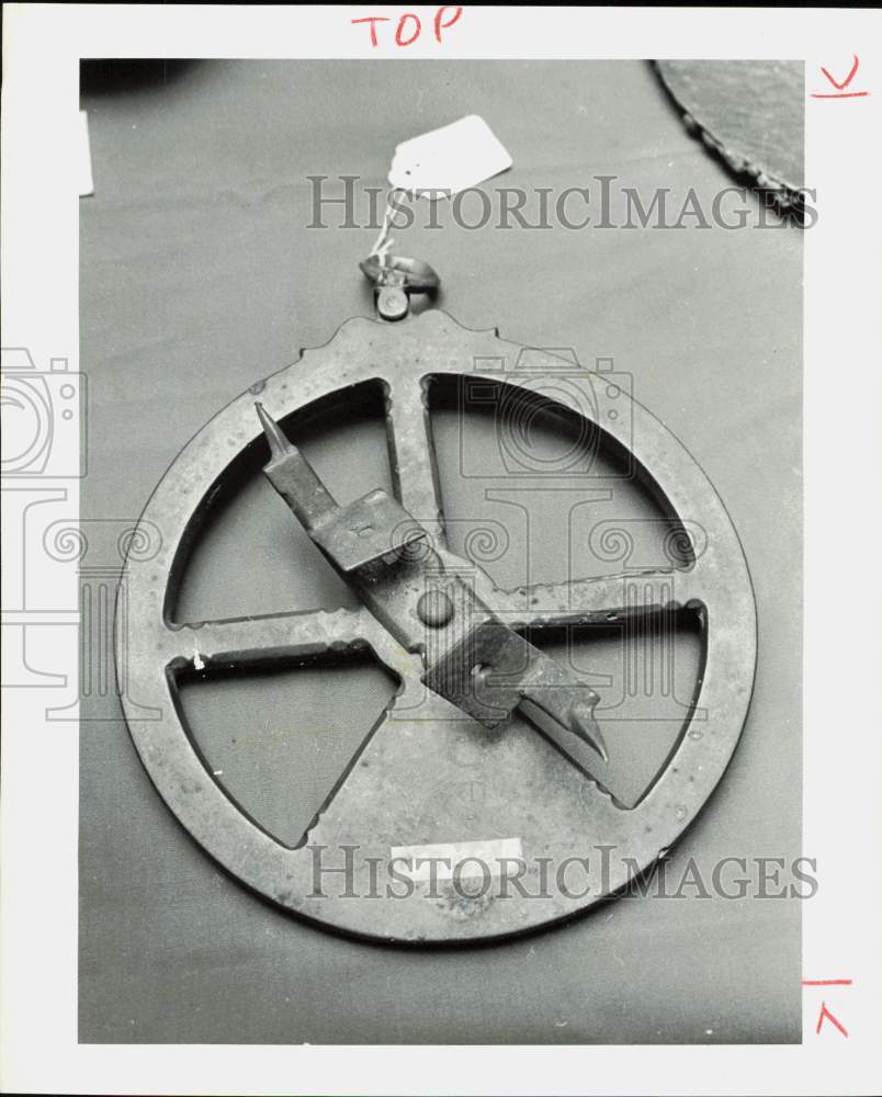 1979 Press Photo Antique Metal Disk - hpa89099- Historic Images