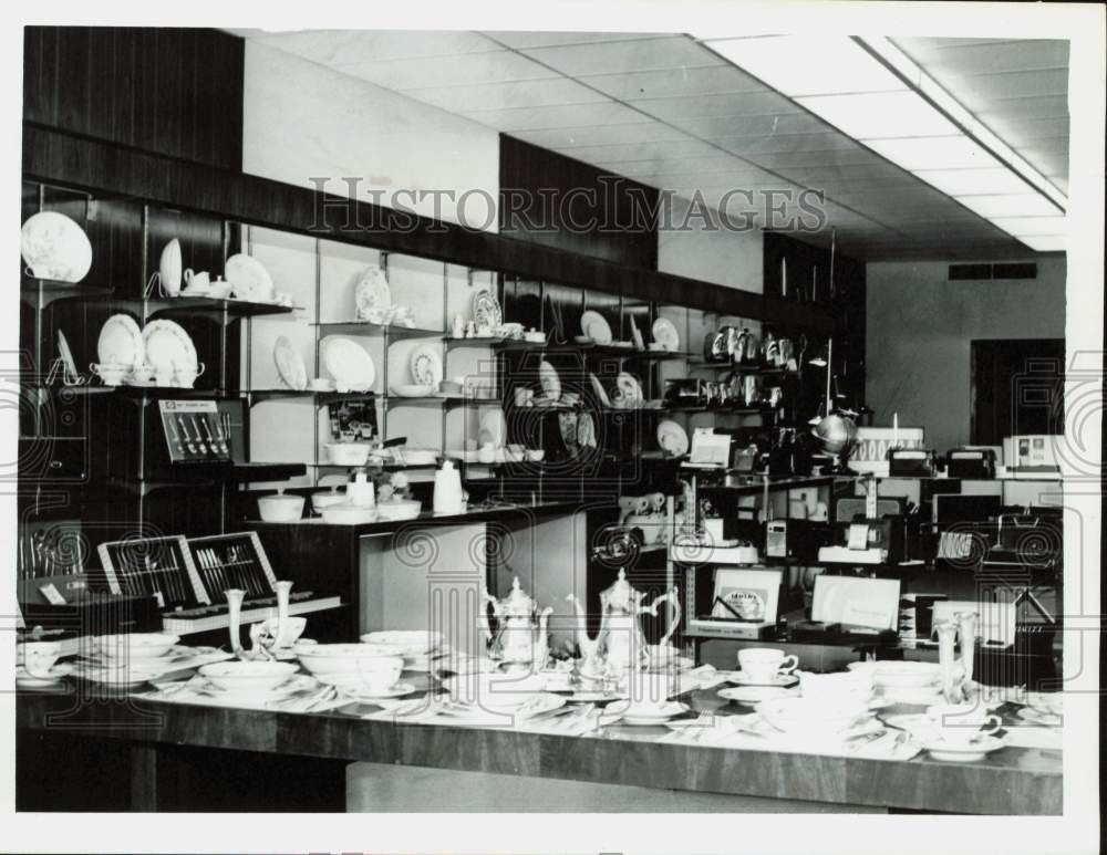 1963 Press Photo Gordon&#39;s Jeweler, 1400 Federal Road, Houston - hpa89273- Historic Images