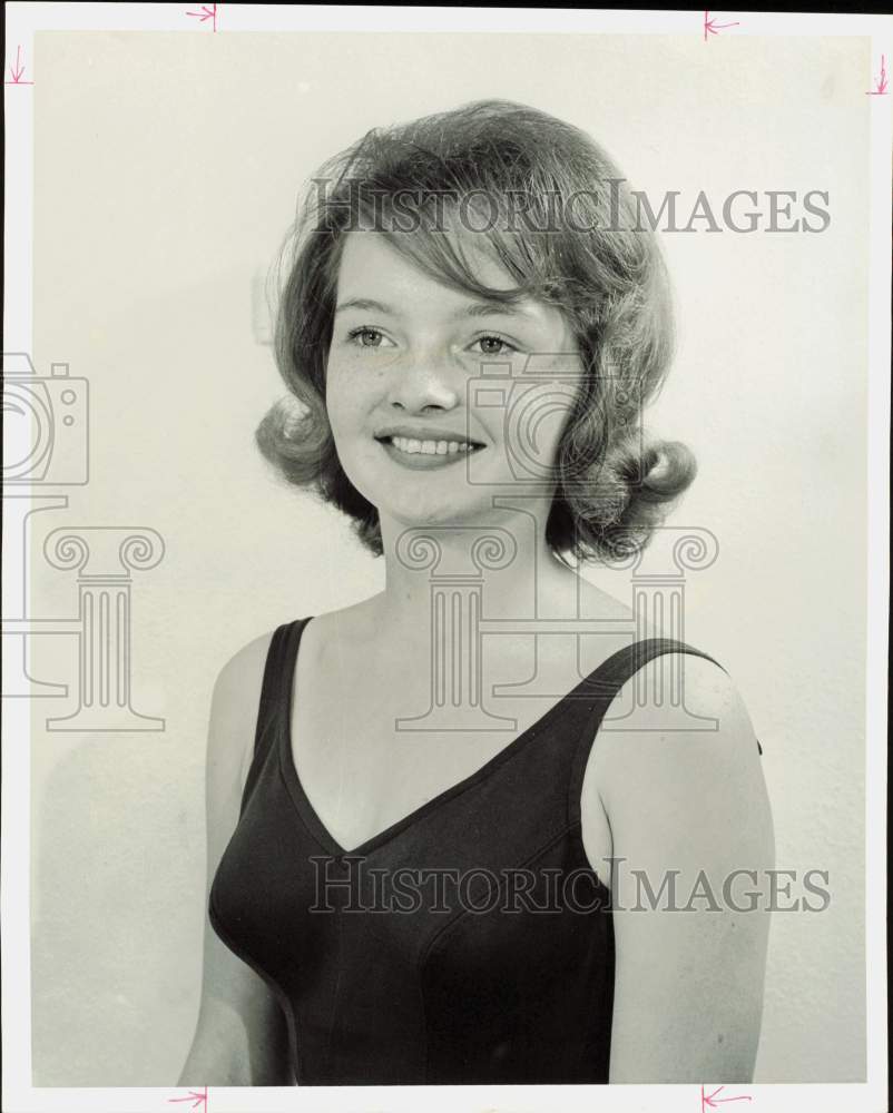 1962 Press Photo Phyllis Mackie, 18, Bellaire, Texas - hpa89396- Historic Images