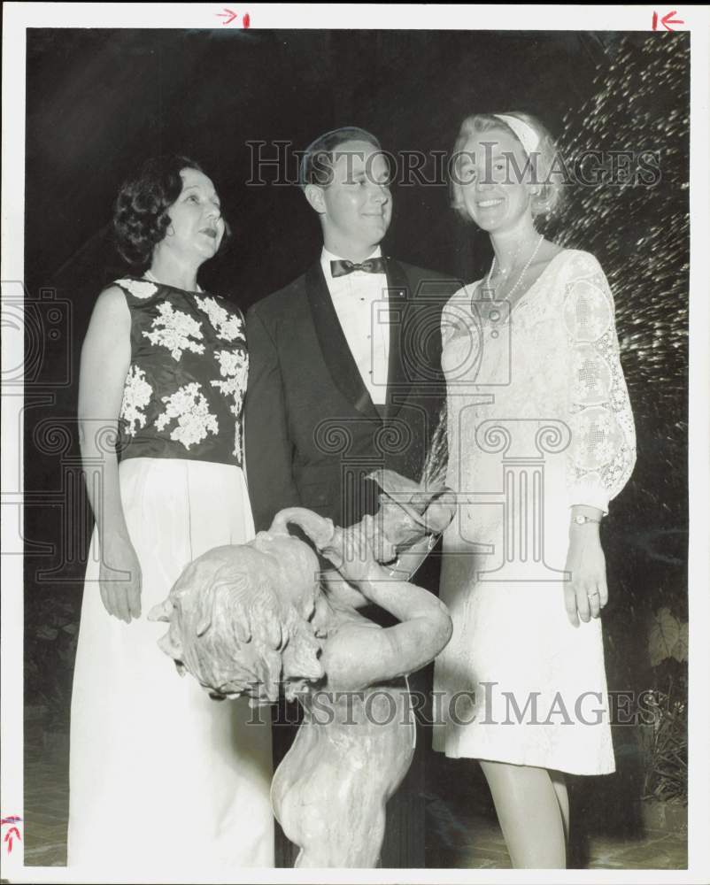 1965 Press Photo Gay Brannon and Thomas Hatfield, Engaged Houston Couple- Historic Images