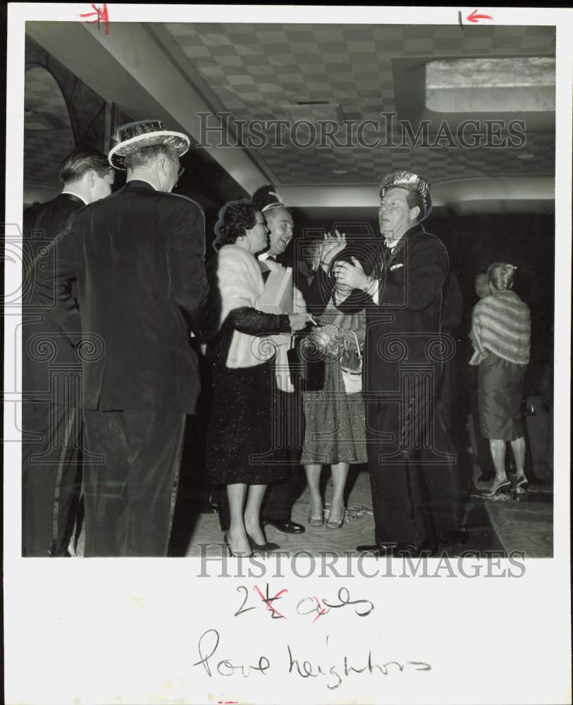 Press Photo New Year&#39;s Party Guests at International Club - hpa89750- Historic Images