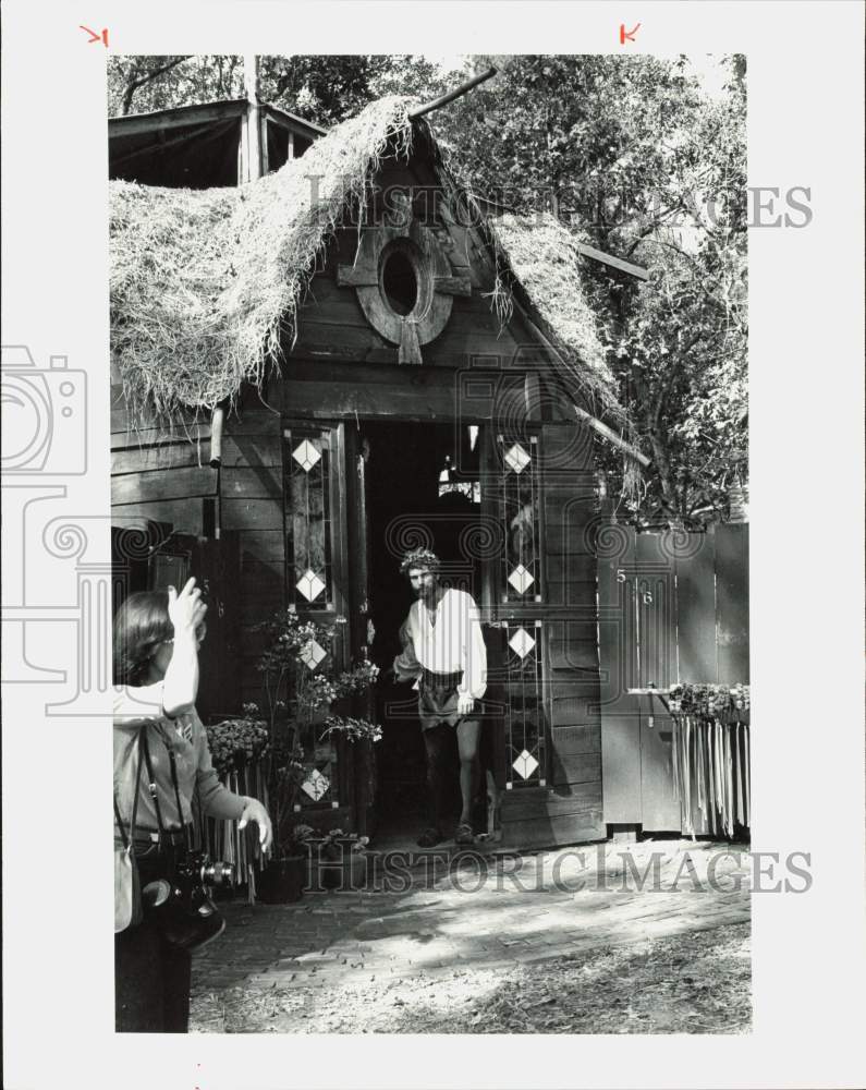 1979 Press Photo Performer at Texas Renaissance Festival - hpa89775- Historic Images