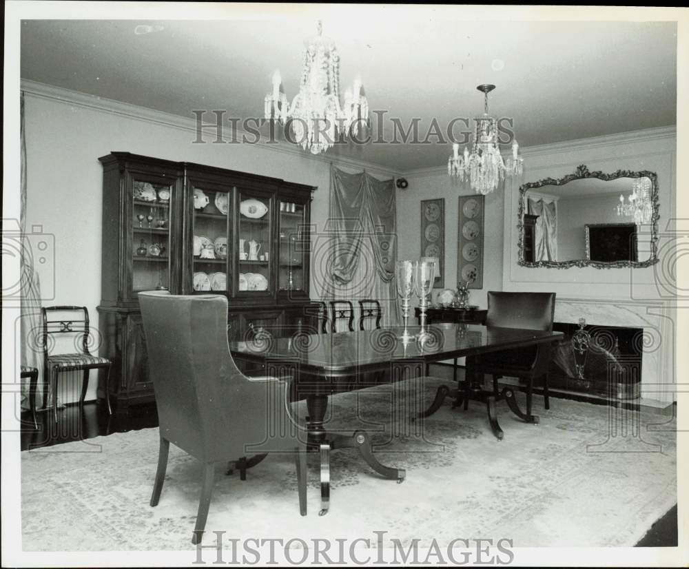 1972 Press Photo Dining Room of Louis Lobit, Founder, Houston Grand Opera- Historic Images