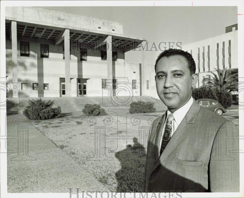 1969 Press Photo John Westbury, Registrar Texas Southern University - hpa90010- Historic Images