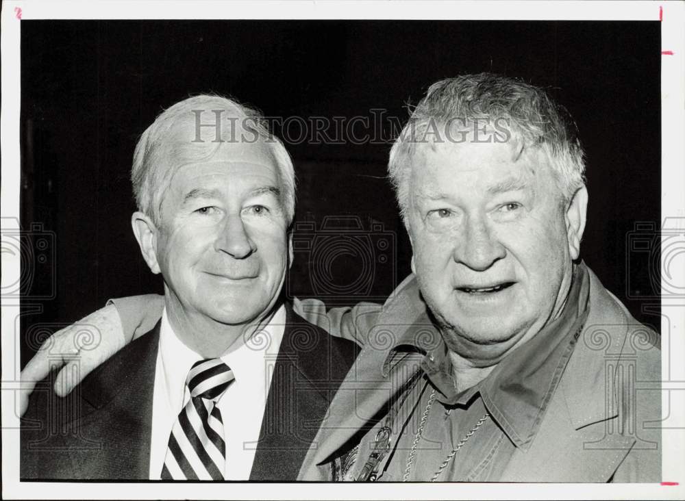 1973 Press Photo Houston Businessman Tom McCarthy and Chill Wills - hpa90108- Historic Images