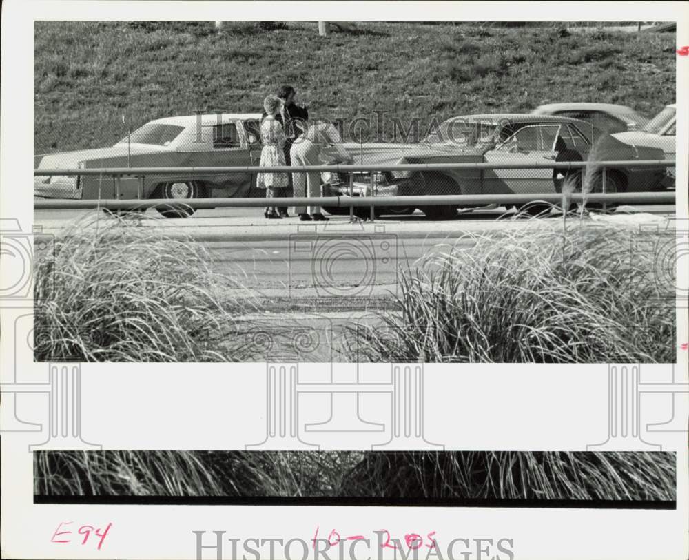 1978 Press Photo Traffic Accident on Southwest Freeway, Houston - hpa90350- Historic Images