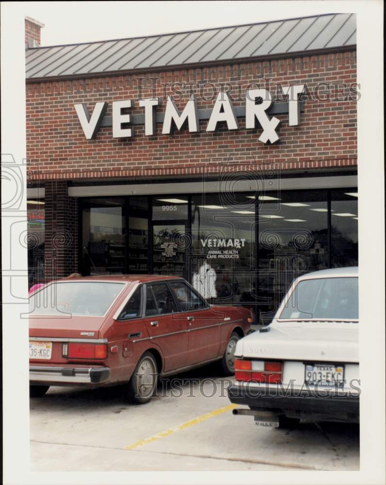 1991 Press Photo Vetmart company sign outside building - hpa91745- Historic Images