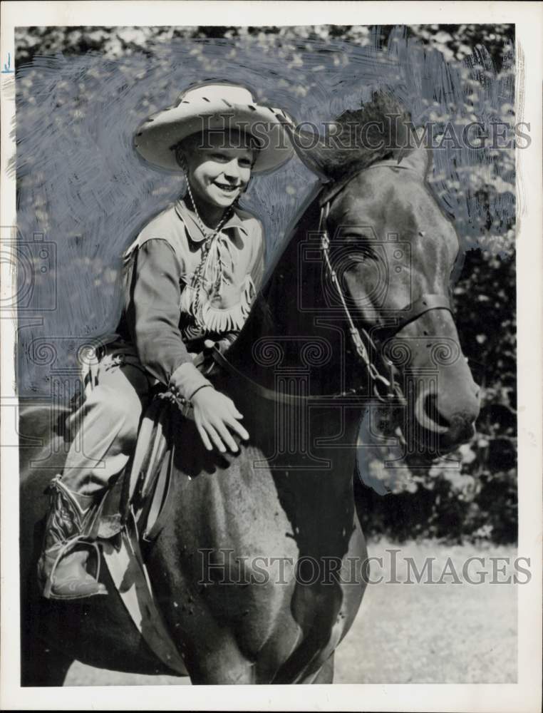 1956 Press Photo Crown Prince Carl Gustaf in cowboy outfit on Don Basilo in Olan- Historic Images